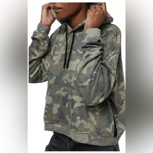 Petite Topshop Pullover Camo Hoodie